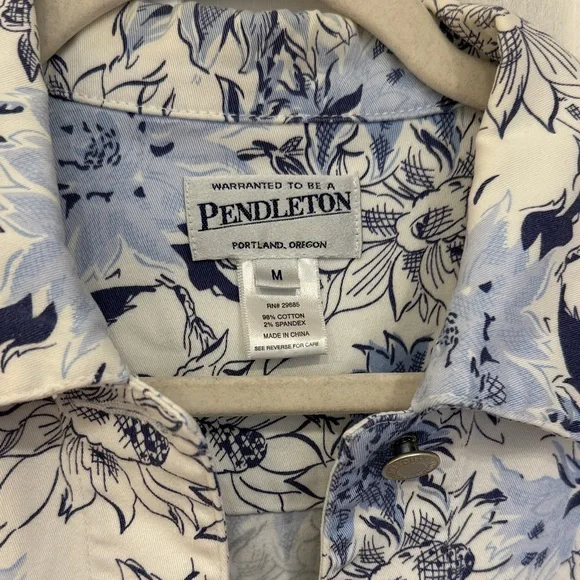 Pendleton Vintage White Denim Jacket with Blue Floral Print Size M - Picture 3 of 6
